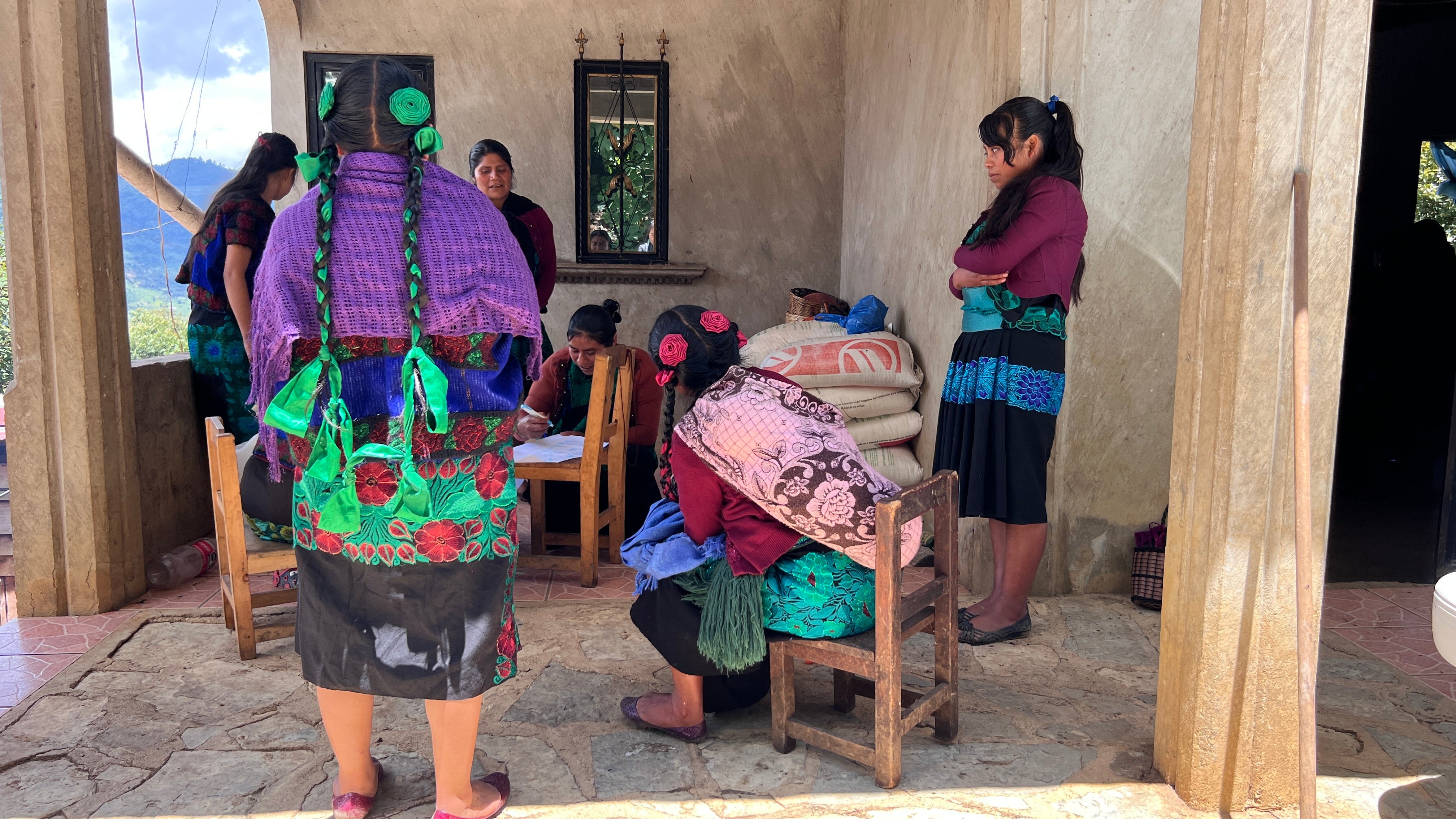 grupo_de_mujeres_chiapas.jpg